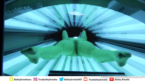 Onlyfans Bailey Brooke  Baileybrookeofficial  Solo  Spy Cam In Tanning Salon 2  11 Minutes