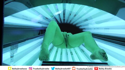 Onlyfans Bailey Brooke  Baileybrookeofficial  Solo  Spy Cam In Tanning Salon 2  11 Minutes