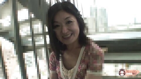 Old Asian Lady Shows How Much Experience She Has And Gets Creampied