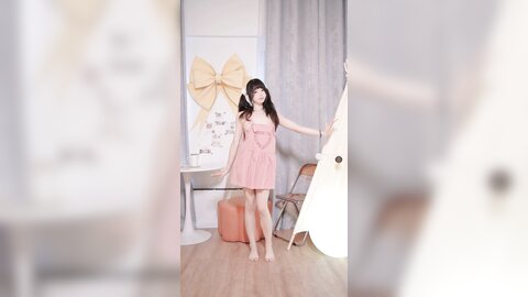 黏黏团子兔 (咬人小小兔) NO.048 400里程碑-聚光 [1V-133MB]