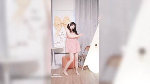 黏黏团子兔 (咬人小小兔) NO.048 400里程碑-聚光 [1V-133MB]