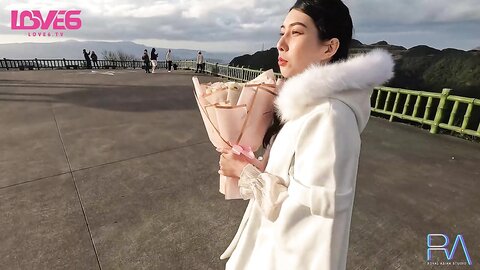 RAS-268人氣女優佳芯敞篷出遊