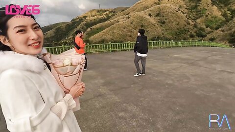 RAS-268人氣女優佳芯敞篷出遊