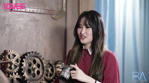 RAS-274美屄蘿莉摔壞昂貴相機還不起錢只好用身體還債