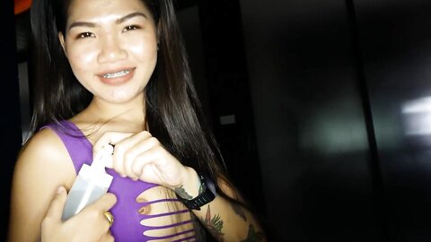 Tiny Thai Teen Hottie Gives Her Older Client A Full Service Sex Massage
