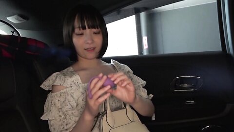 422ION-177 After a date with a boyfriend, a remote play in the car, a continuous climax with a puppy -like...