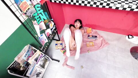 Bimilstory SonSon 손손 - Vol.03 Pizza Girl 2