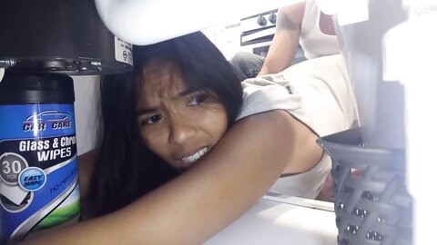 Asian Girl Gets Stuck And Fucked