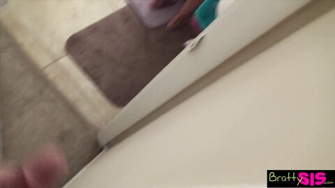 Step Sister Sucks Stepbrothers Dick To Get Back At Cheating Boyfriend