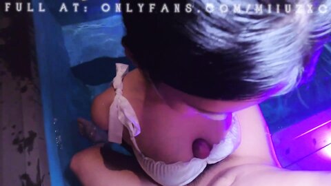 Cute Asian Girlfriend Begs To Fuck Her In Private Swiming Pool Vietnam
