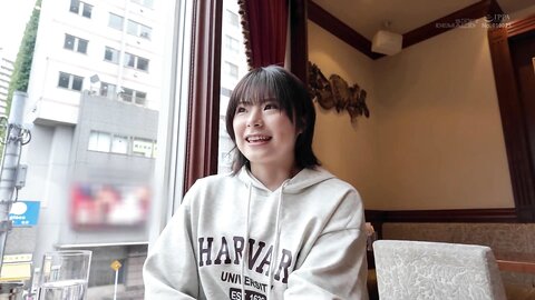 MOGI-132 First Time Shooting] College Girl Who Works Part-time At A Western-style Restaurant Miraculous...