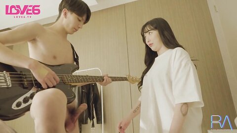 RAS-279我的裸男大屌鄰居