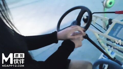 冠希GX-021公园艳遇AV女优