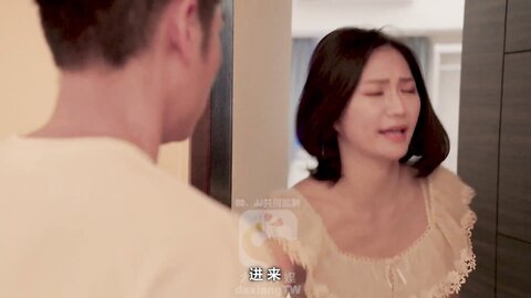 大像传媒之發現淫蕩姐姐在隔壁自慰