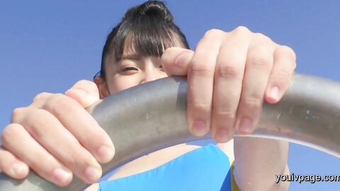 LCBD-01062 High Leg Princess - Momoka Hayashida (Blu-ray Disc)