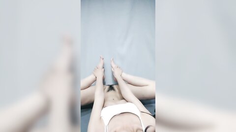 双马尾清纯小萝莉
