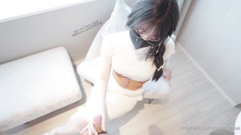 娜娜Nana Taipei色儿子在吗，妈妈的淫语羞辱来咯，要被妈妈狠狠侮辱吗臭儿子，后面还会给你做妈妈特制的牛奶喔