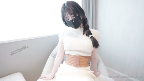 娜娜Nana Taipei色儿子在吗，妈妈的淫语羞辱来咯，要被妈妈狠狠侮辱吗臭儿子，后面还会给你做妈妈特制的牛奶喔