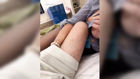 抖音巨乳网红，李雅