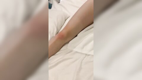 极品尤物眼镜学生妹，外表清纯小虎牙