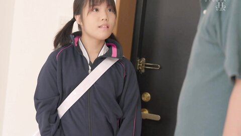 HSODA-025 It Is A Long Walk Home From School And I Always Have To Hold My Pee-pee.