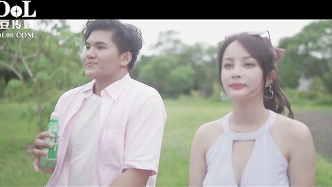 爱豆传媒ID5384欲女人妻如愿以偿的多人换妻运动