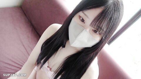 FC2PPV-4436961 [期間限定5980pt→2380pt]**zzjxpp*pop [処.女.サポ]シレっとマスクを外して生本番『中には出さないからっ』は言葉だけ卒業したての18歳、処.女も卒業おめでとう！[無]