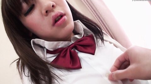 Asian School Girl Gives A Blowjob In The Bathtub