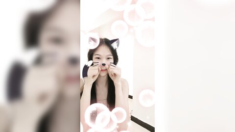 170Cm极品网红美女，细腰大长腿，张开双腿看小穴，扭腰包臀性感诱惑，翘起极品美臀