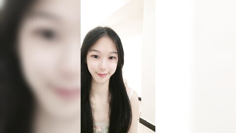 170Cm极品网红美女，细腰大长腿，张开双腿看小穴，扭腰包臀性感诱惑，翘起极品美臀