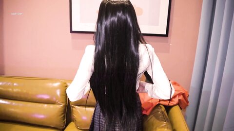大奶美眉吃鸡啪啪 嘴巴插假鸡吧