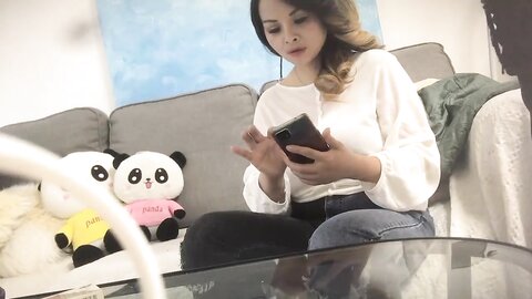 巨乳漂亮阿姨 老公老婆来了大鸡吧呢