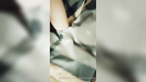 巨乳美眉 在家被小哥哥无套猛怼 爽叫连连