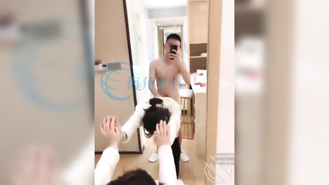 泄密流出海角社区绿帽圈五一聚会绿帽龟把自己的极品骚妻献给群主蹂躏