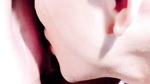 熟女人妻 奶子好涨 快舔我的逼好痒 吸出水来