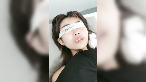 爆操蒙眼小少妇，烂丝袜