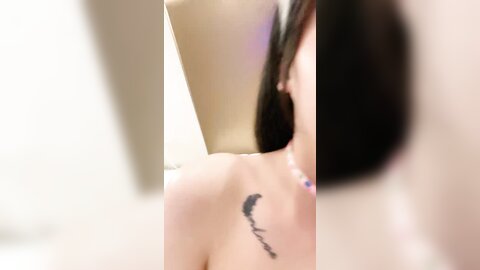 蜜桃妹妹，清纯美少女