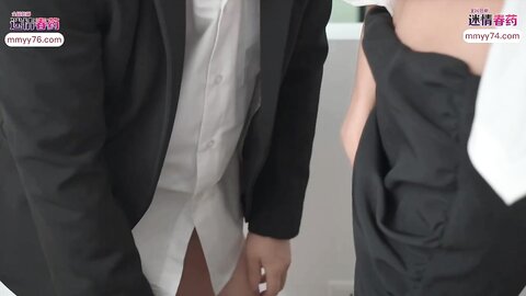 爱豆传媒IDG5431色鬼老板下药诱操下属老婆