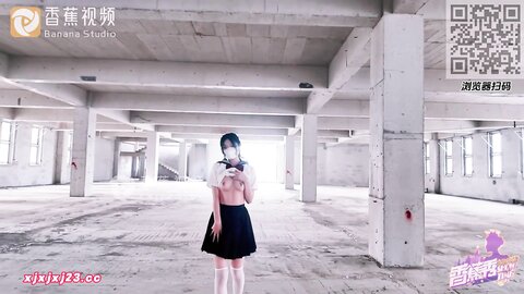 香蕉秀xjx0121萝莉暴露狂喜欢打野战