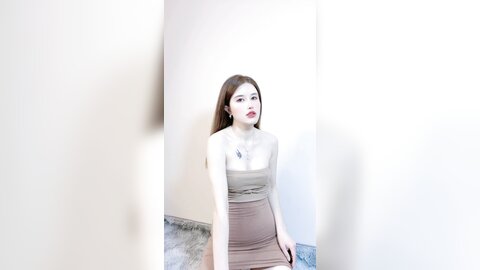 [Cosplay] 鹿八岁 灰衣自拍 [16P1V-857MB]