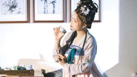 Cosplay 鹿八岁 汉服 60P1V-2.98GB