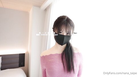 Onlyfans 极品白虎网红小姐姐Nana 2024 05 19 会员私信短片流出