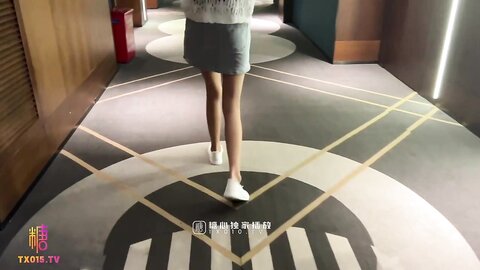 Timepasserby】淫乱Ktv 骚女友Ktv内真空口交后入 回家继续操