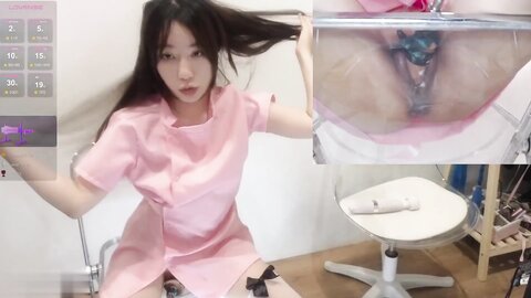 护士情趣装小姐姐，双镜头炮击插穴