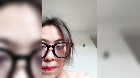 极品良家御姐，有几分像张靓颖，诱惑的唇】