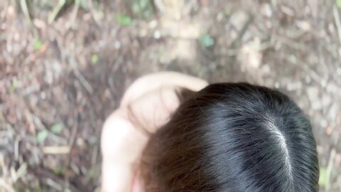 漂亮眼镜美眉吃鸡啪啪 皮肤白皙鲍鱼粉嫩 大白天在户外野战