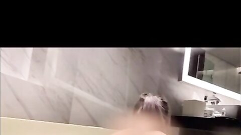 露脸反差小姐姐，约炮大神像吃了大力丸一样爆肏直接把妹子干2
