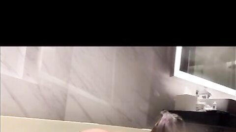 露脸反差小姐姐，约炮大神像吃了大力丸一样爆肏直接把妹子干2