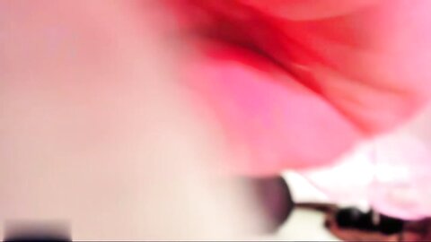 高筒袜长腿洋马，粗大假屌插穴，特写视角，撑爆小骚逼