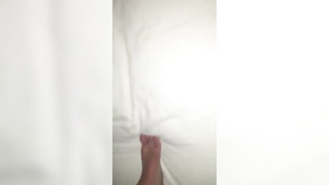 黑丝漂亮少妇 下面一点 你Tm轻点 在家被小哥哥爆菊花